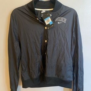 Nike wind breaker